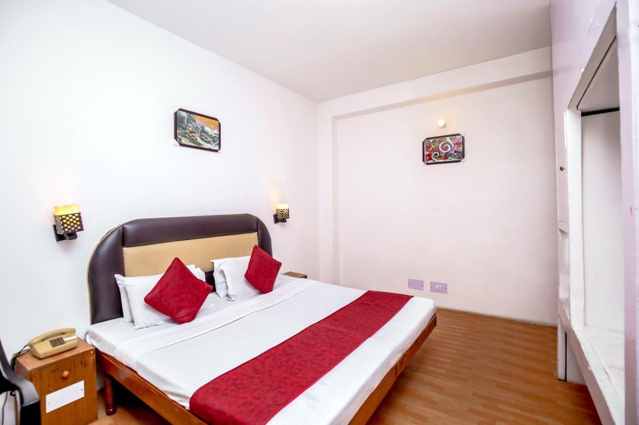 Hotel Ocean Manali- With Beautiful Terrace Near Mall Road 3*