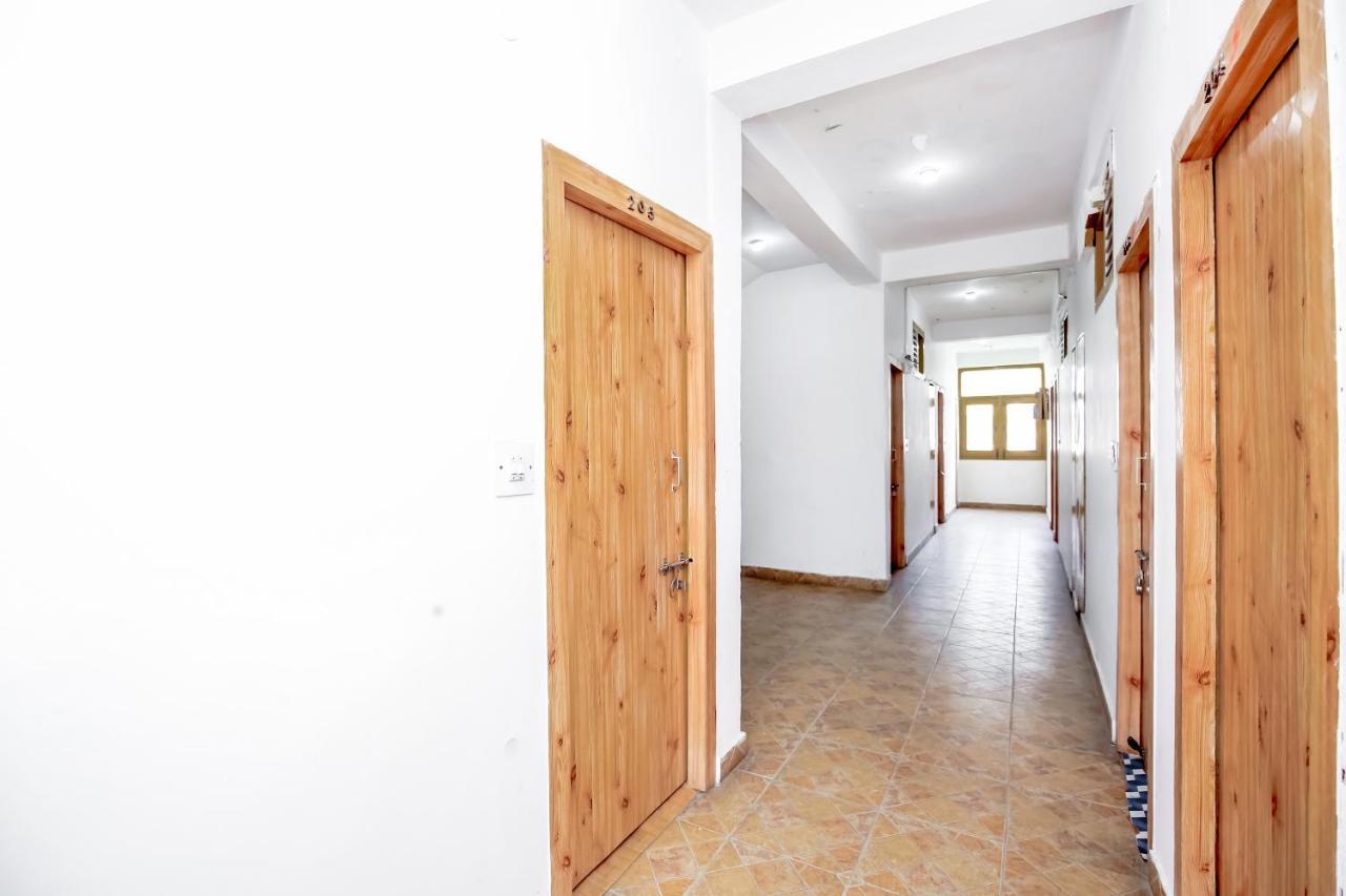 Hotel Ocean Manali- With Beautiful Terrace Near Mall Road Manali (Himachal Pradesh)