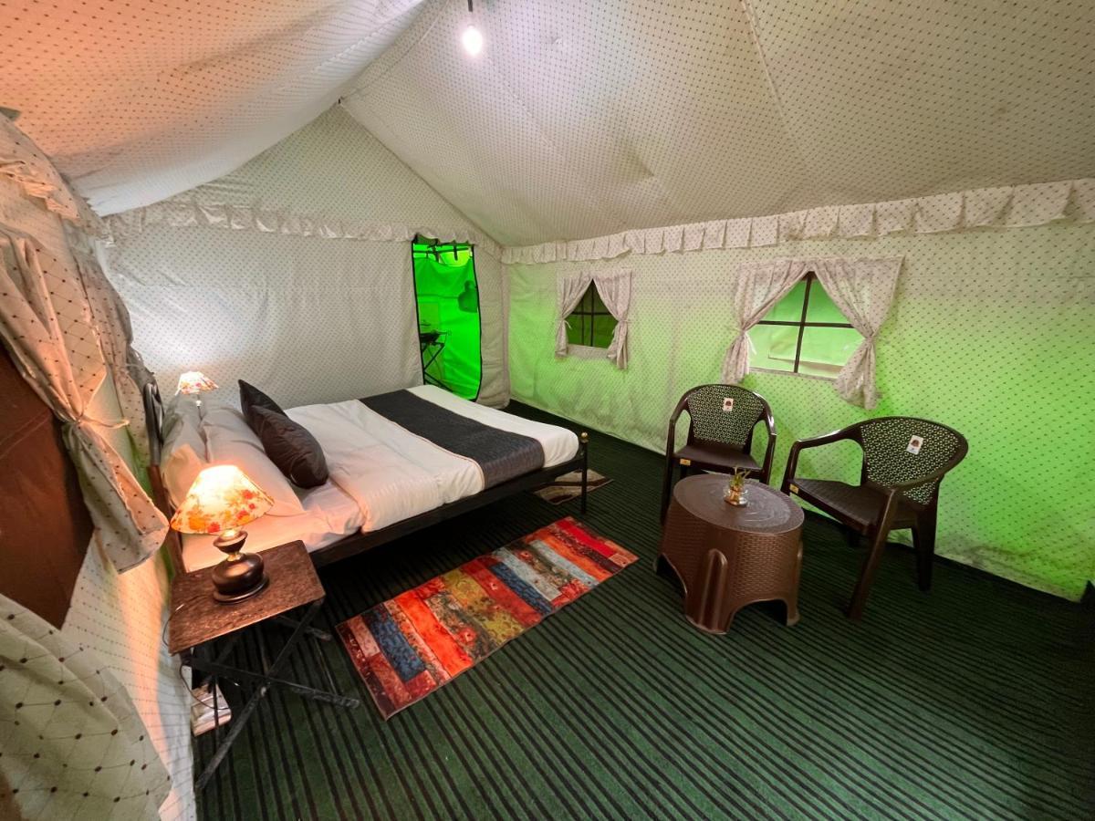 Himalayan Root Swiss Tents - Camping With Bonfire Hotel