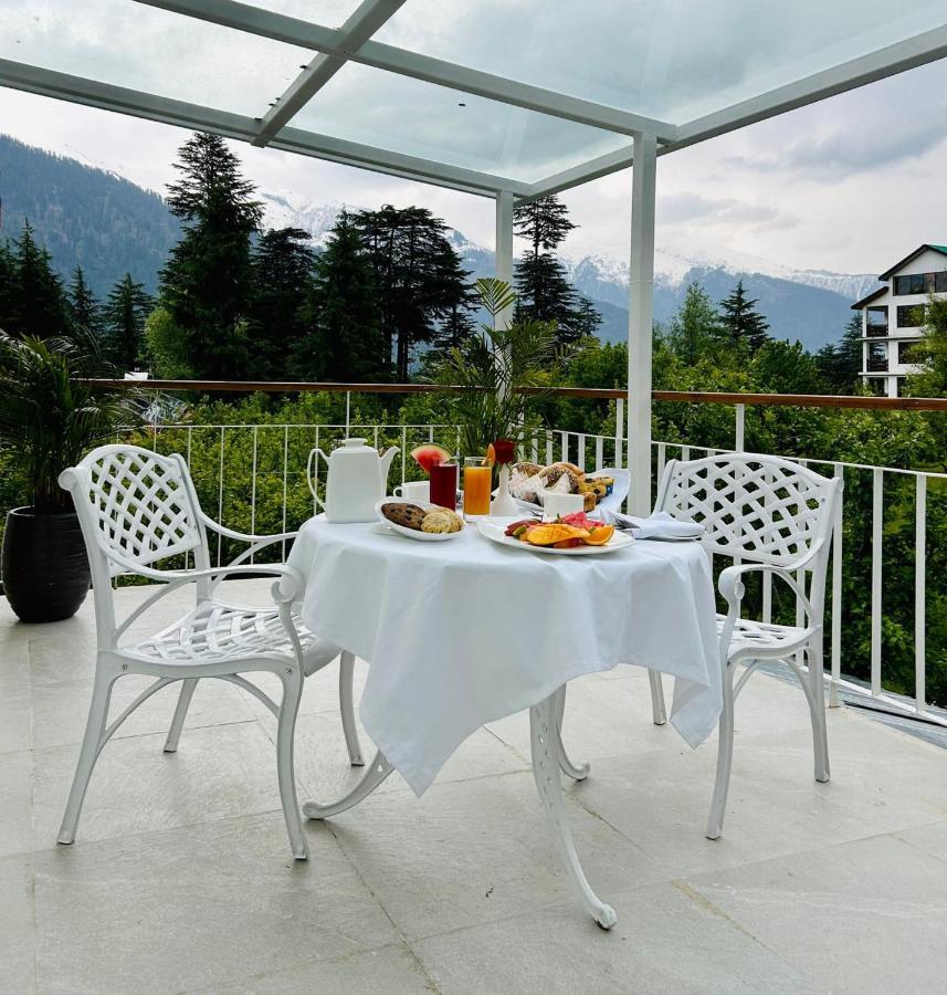 Bookmark Resorts, Resort