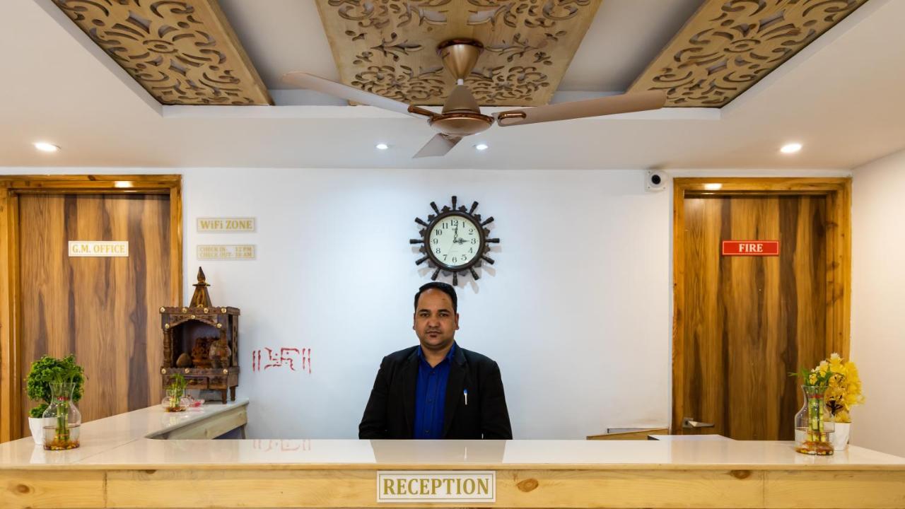 Snow White Regency, Hotel 4*