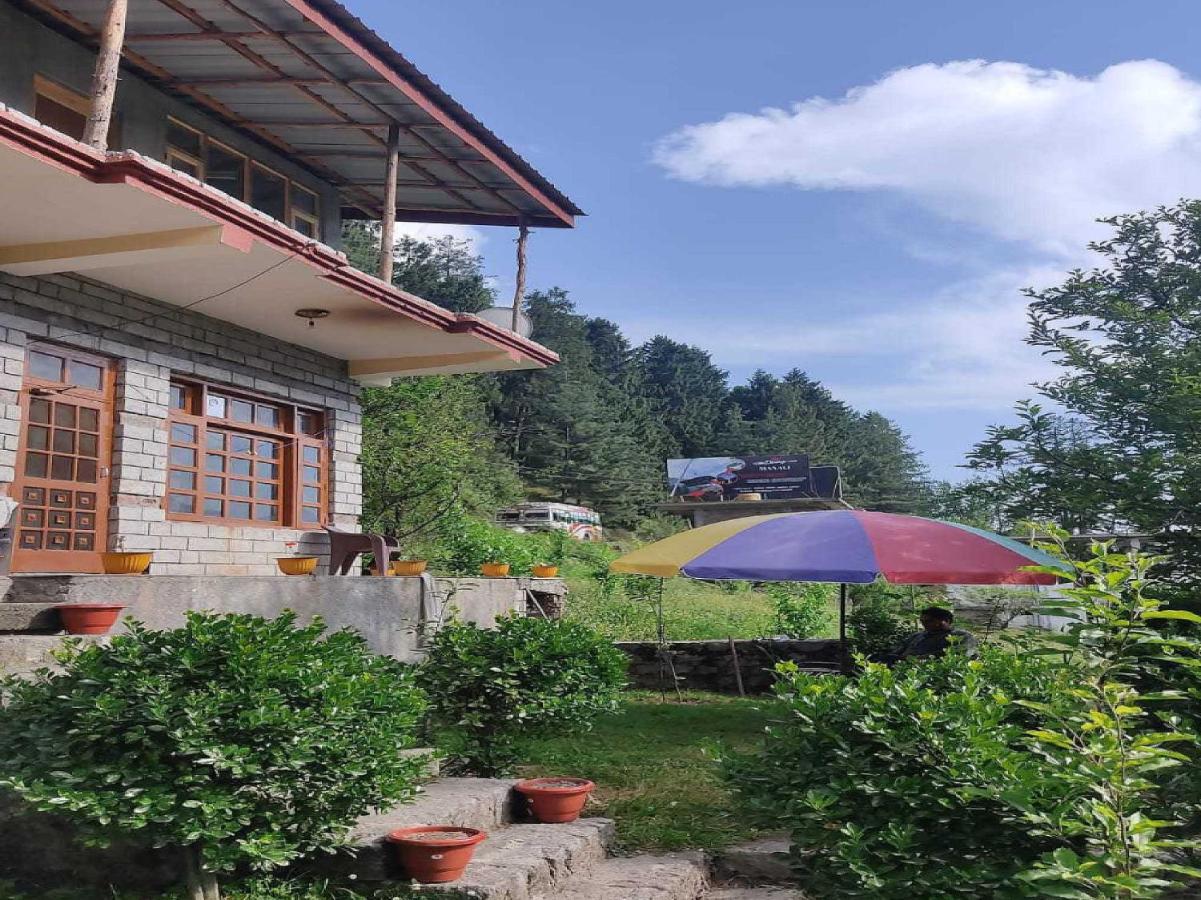 Pop Shanti Kunj Orchard Cottge Apartment