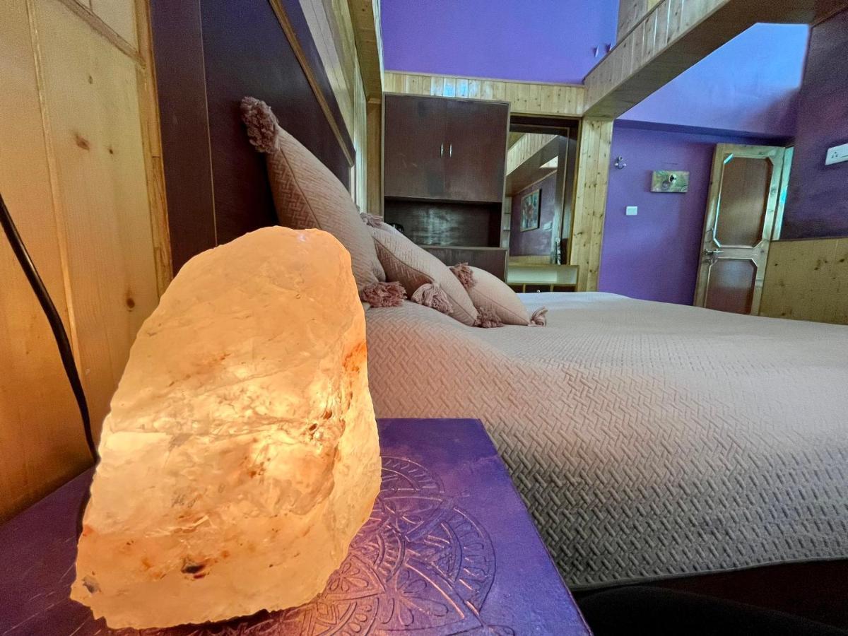 Sehar Boutique & Gallery * Manali (Himachal Pradesh)