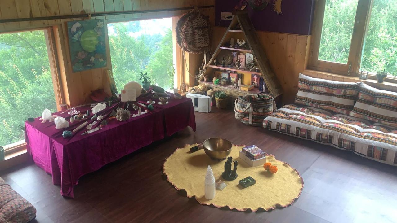 Lodge Sehar Boutique & Gallery *