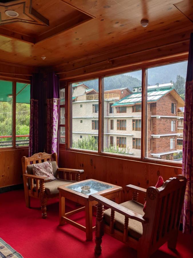 Summer Manali (Himachal Pradesh)