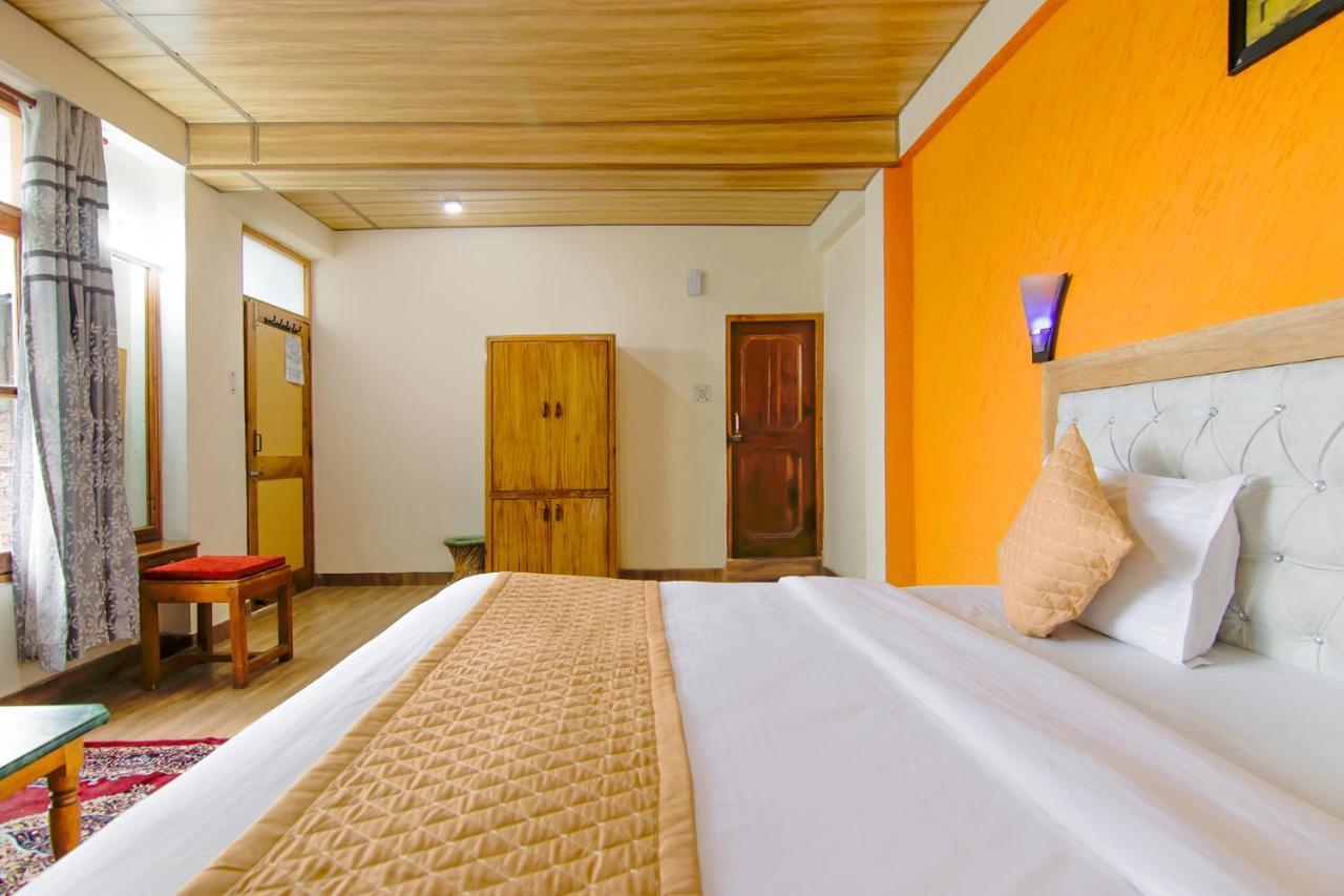 Hotel Fabhotel Negis Shivalay