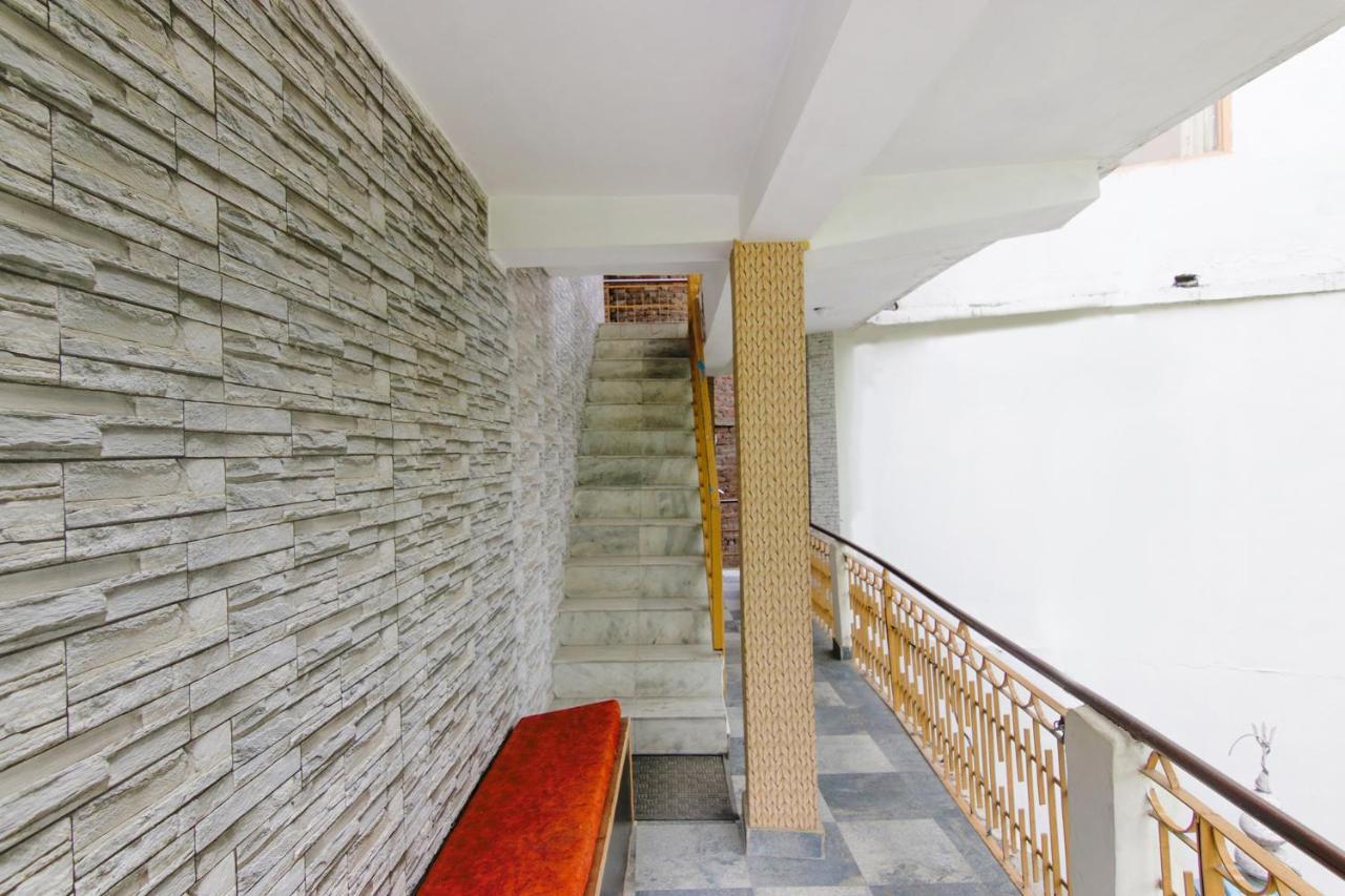 Hotel Fabhotel Negis Shivalay Manali (Himachal Pradesh)