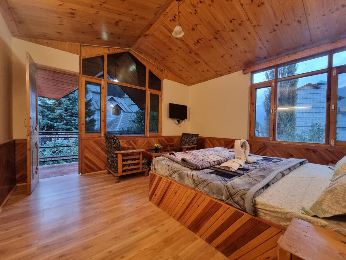 Hotel The Cozy Nook - Manali (Himachal Pradesh)