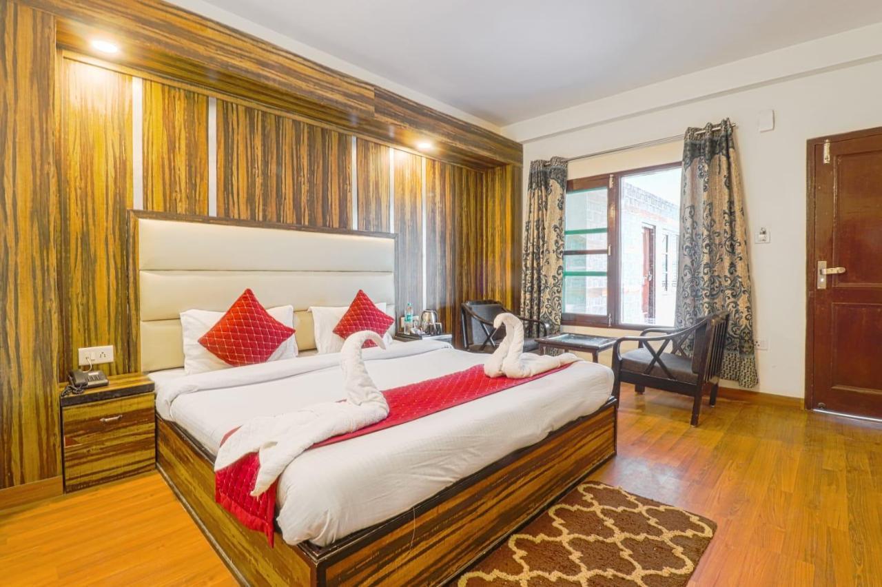 Hotel Beyond Kenview Manali (Himachal Pradesh)