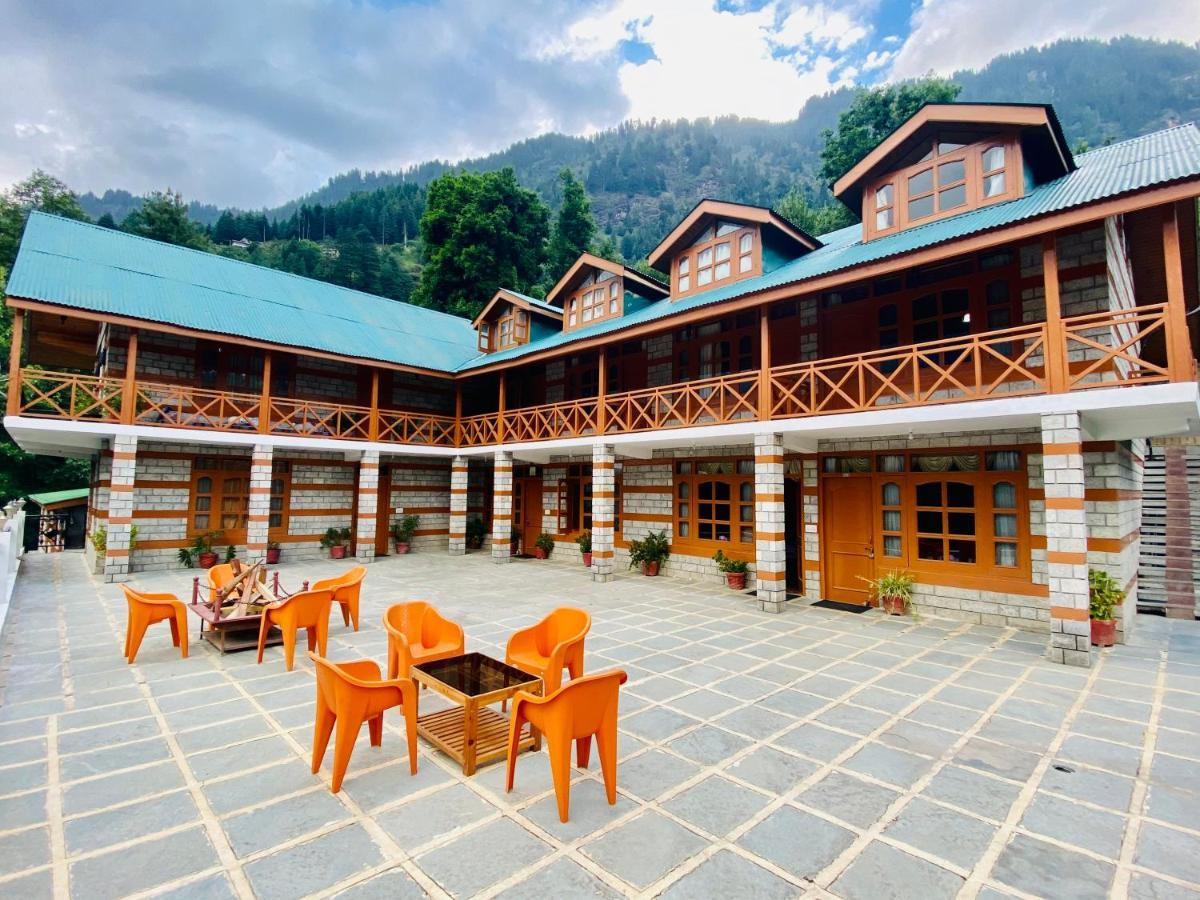 The Pahadi Resort, - Riverview Hotel Manali (Himachal Pradesh)