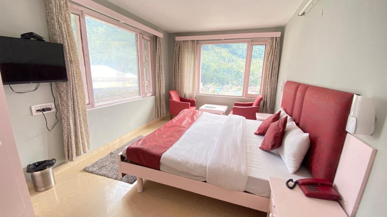 Hotel New Meadows 4*