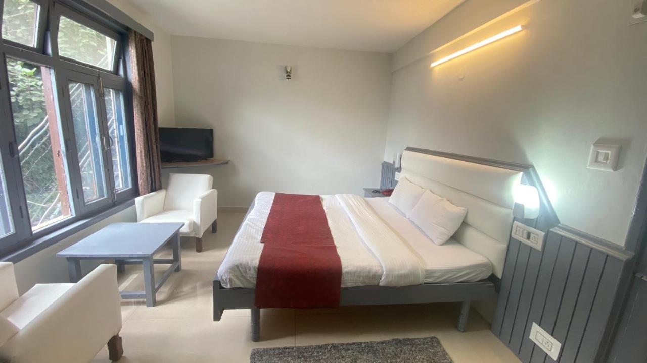 Hotel New Meadows Manali (Himachal Pradesh)