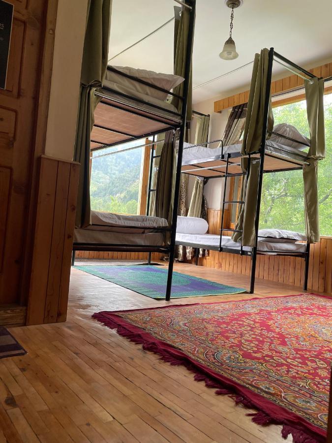 Roomshala 130 Duffers Door Hotel