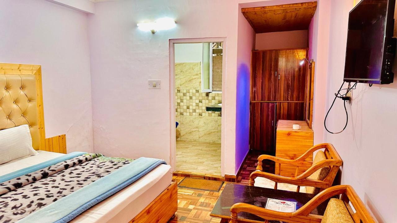 Manu Vatika Near Mall Road, Manali (Himachal Pradesh)