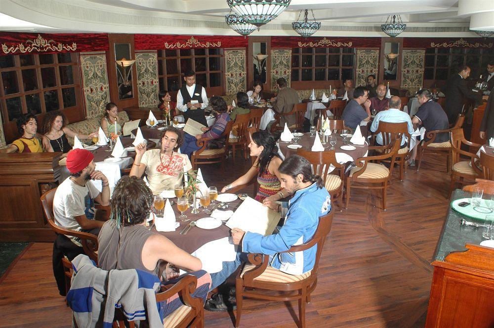 Goroomgo Bd - Excellent With Family, Parking Facilities