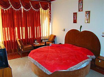 Apple Paradise Hotel Manali (Himachal Pradesh)