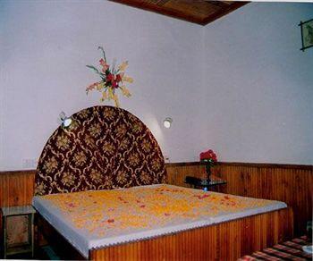 Chetna 3* Manali (Himachal Pradesh)