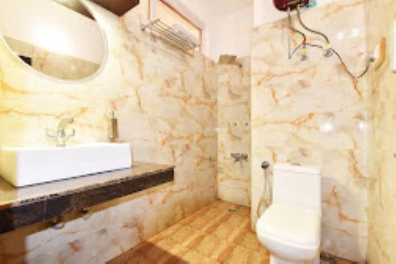 Hotel Devlok,