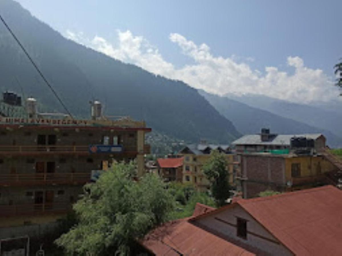 Hotel Devlok,