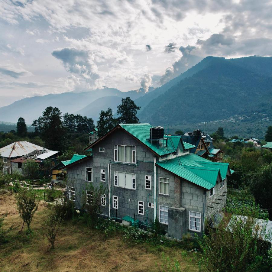 Fluestern -a Boutique Hostel Manali (Himachal Pradesh)