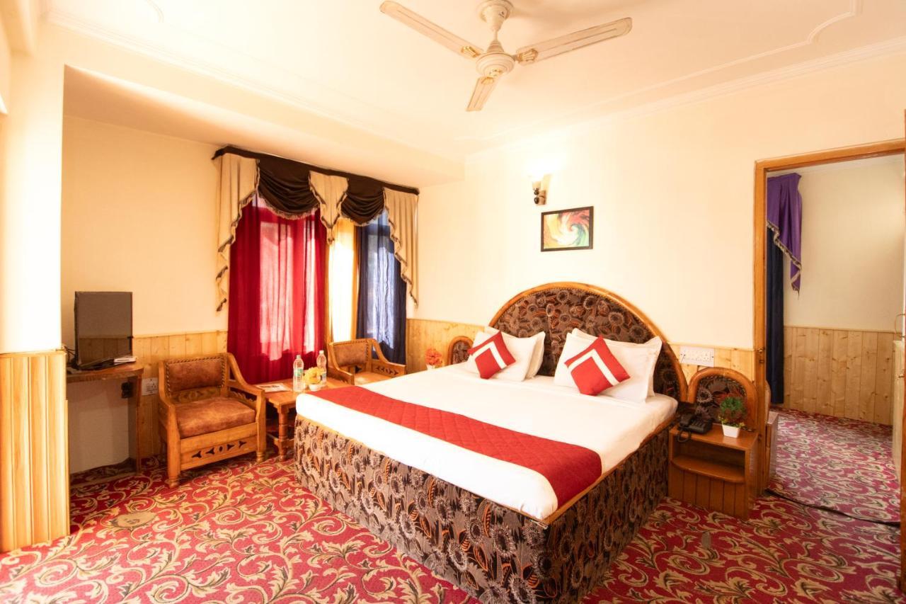 Octave Hillans Hotel Manali (Himachal Pradesh)