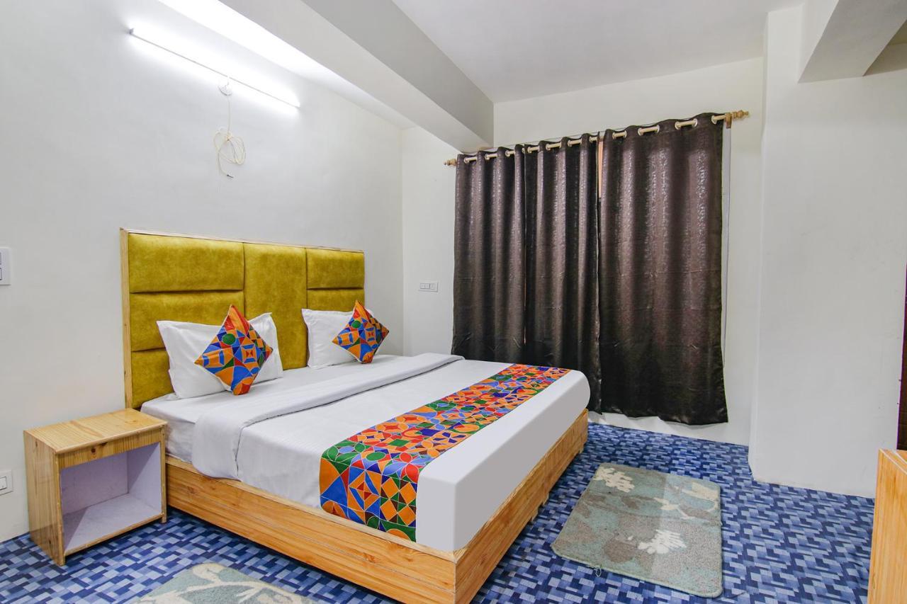 Hotel Fabhotel Nirvana Deluxe 3*