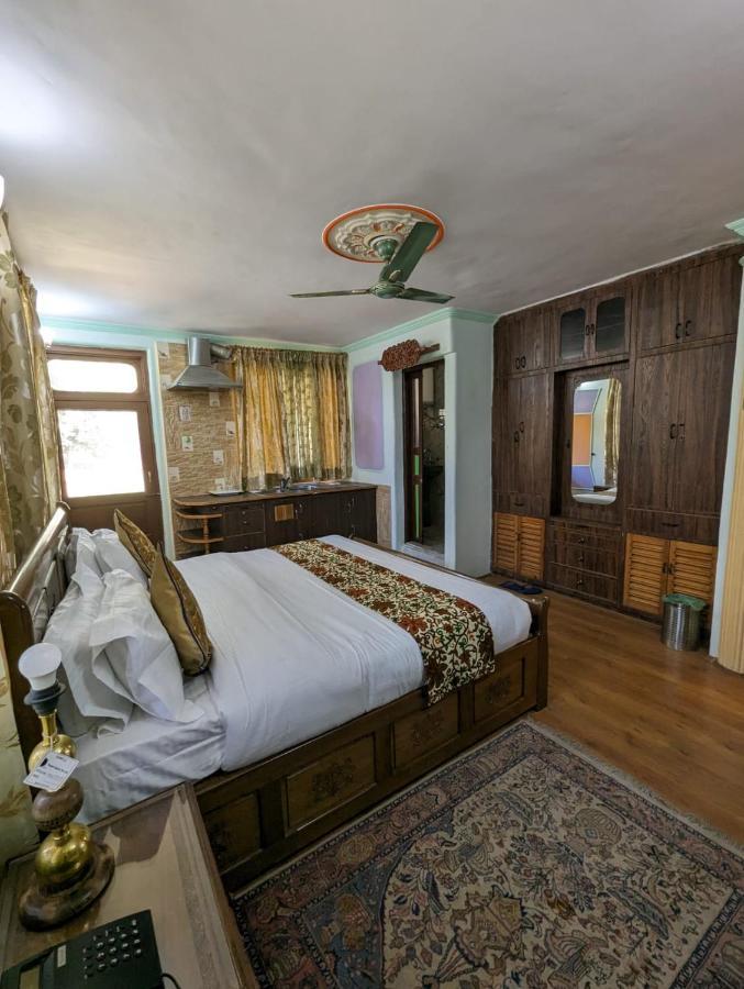 Hotel Tashi Manali (Himachal Pradesh)