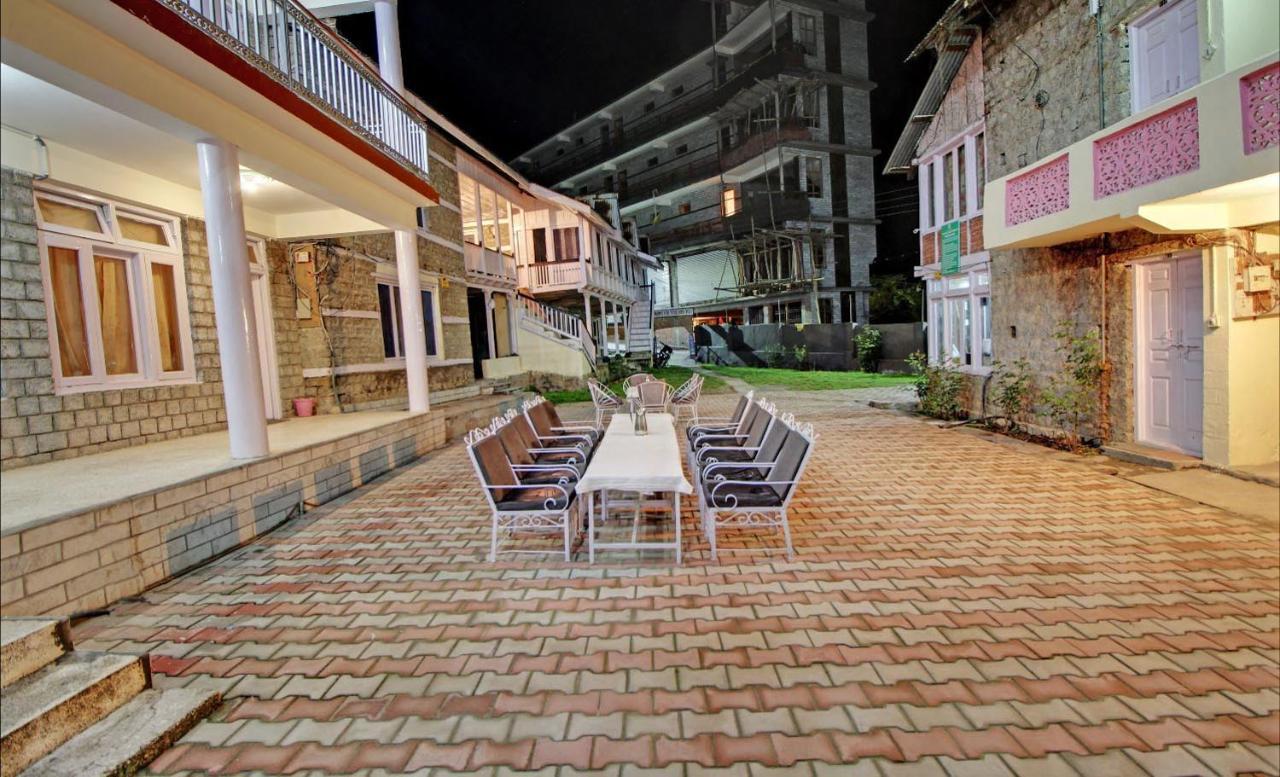 Thakur Hotel Manali (Himachal Pradesh)