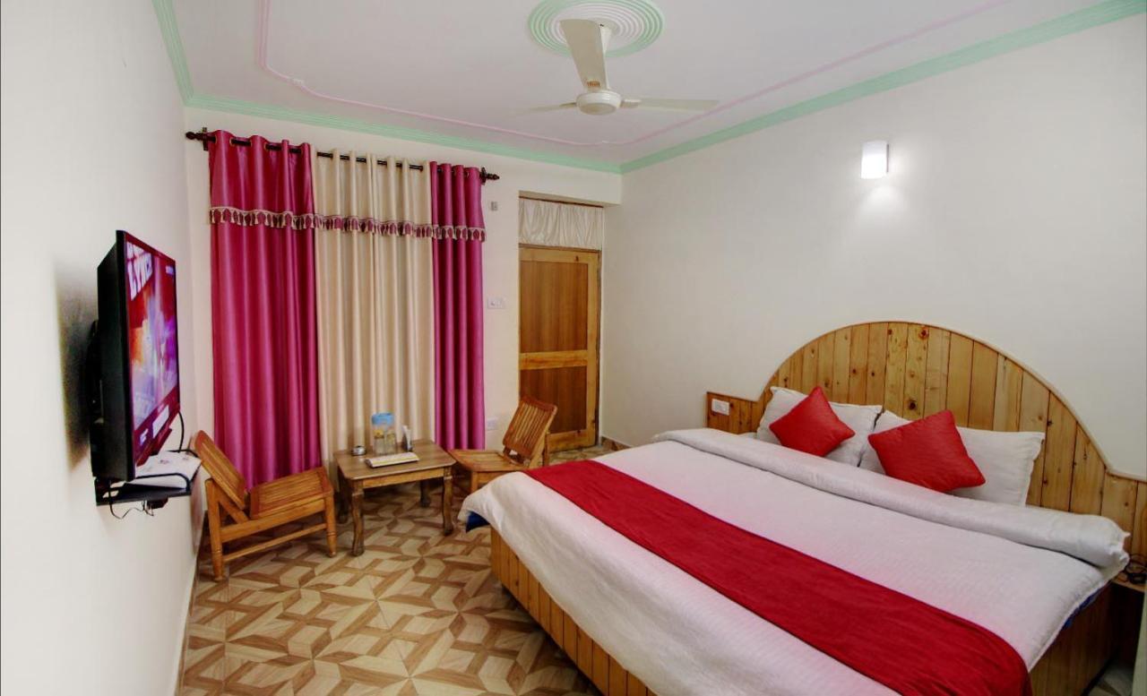 Thakur Manali (Himachal Pradesh)