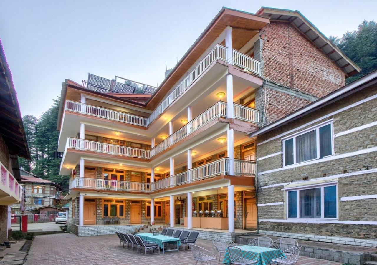 Hotel Thakur 3*