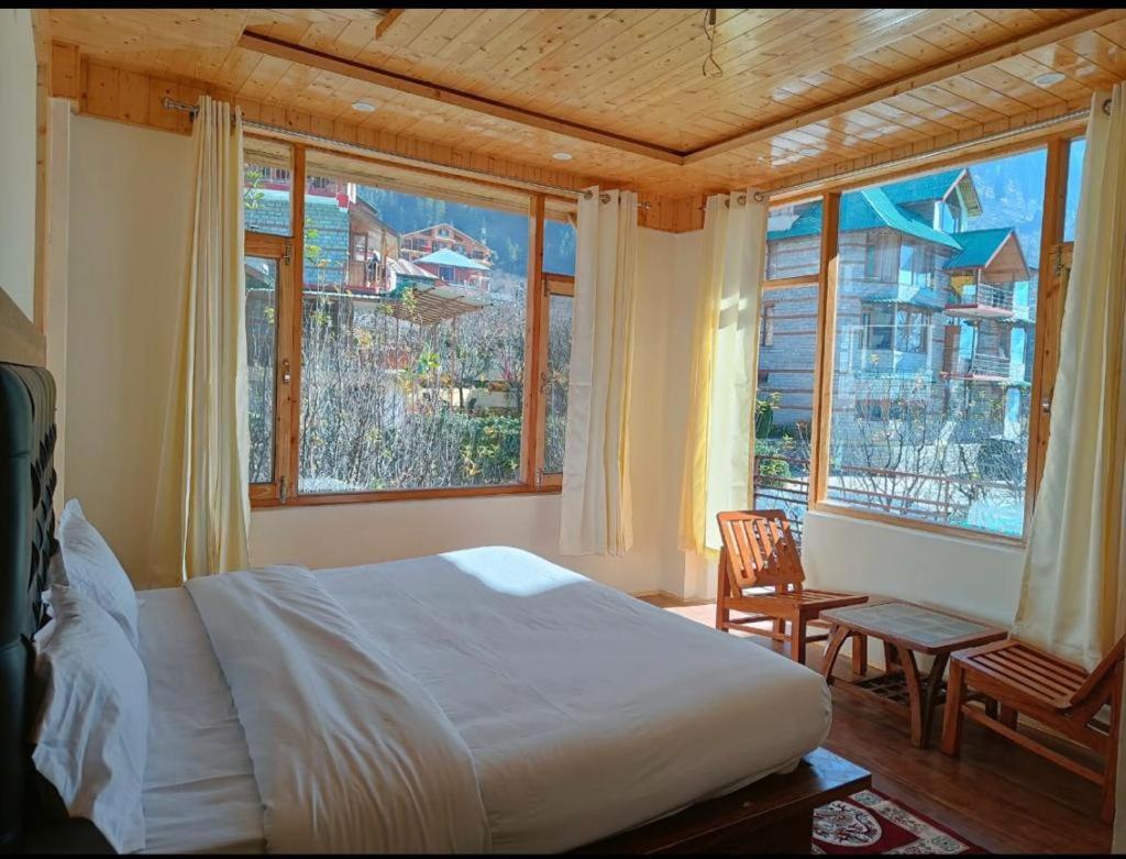 Rajhans Resorts 3*