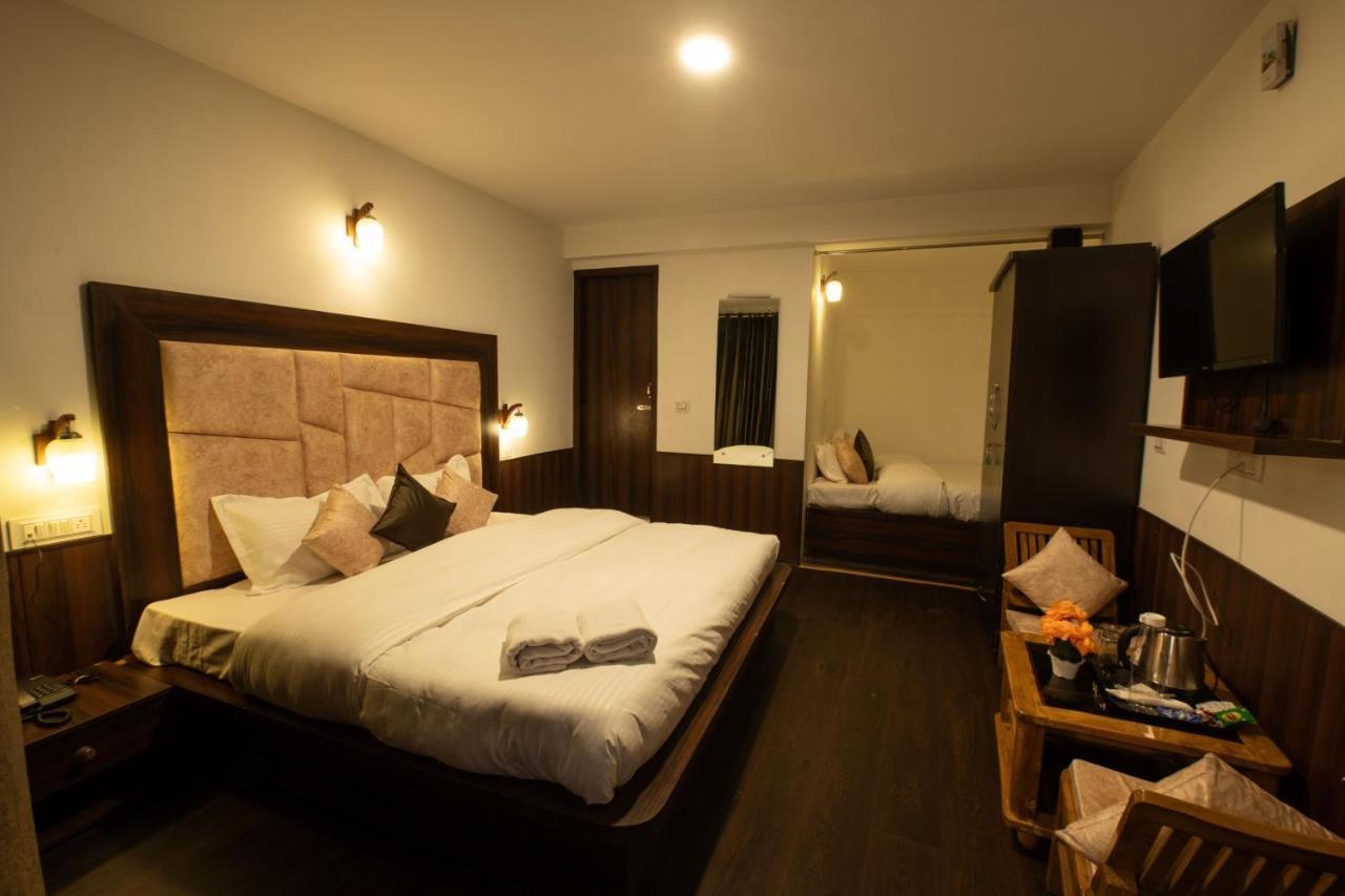 Hotel The Bunk Street Manali (Himachal Pradesh)