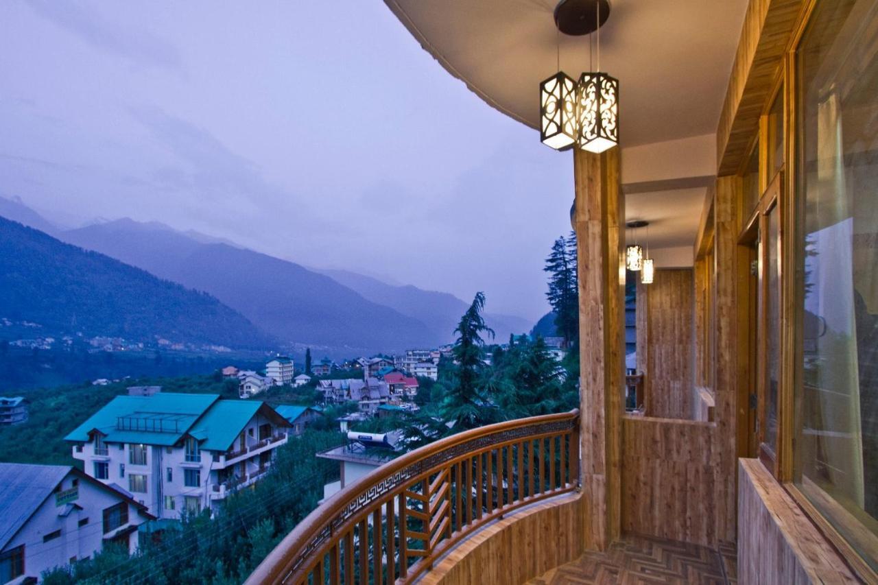 Hotel The White Rain Manali (Himachal Pradesh)