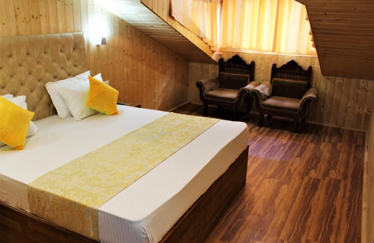 Vijayant Hotel 3*
