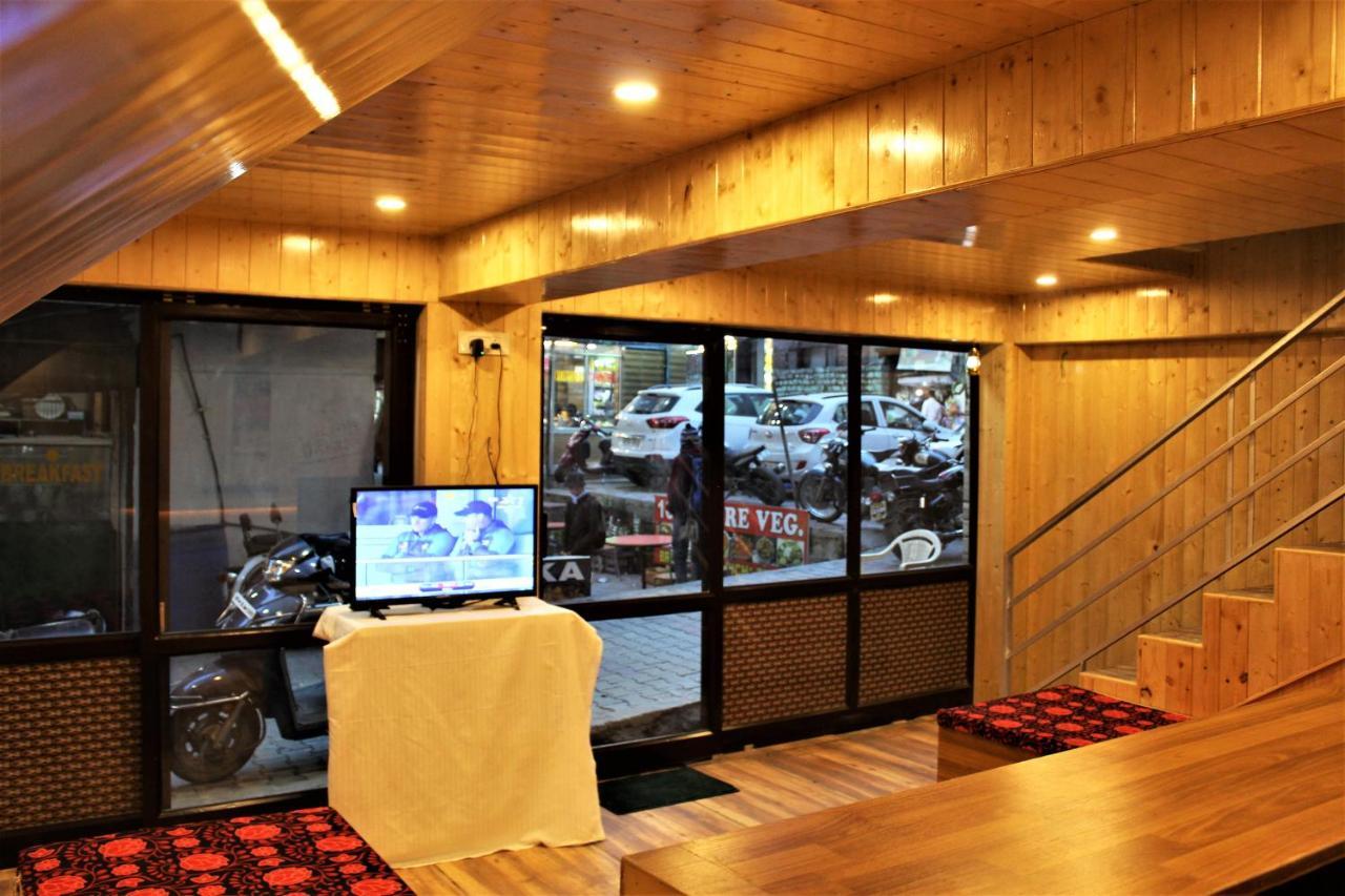 Hotel Vijayant Manali (Himachal Pradesh)