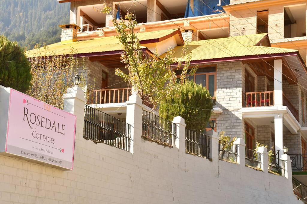 Villa In Manali. *
