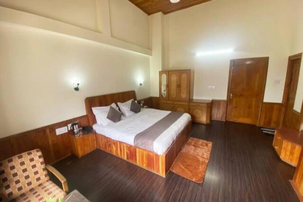 In Manali. Villa *