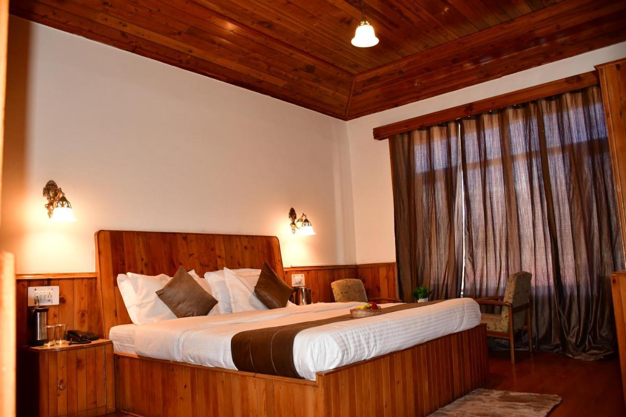 Hotel Rosedale *