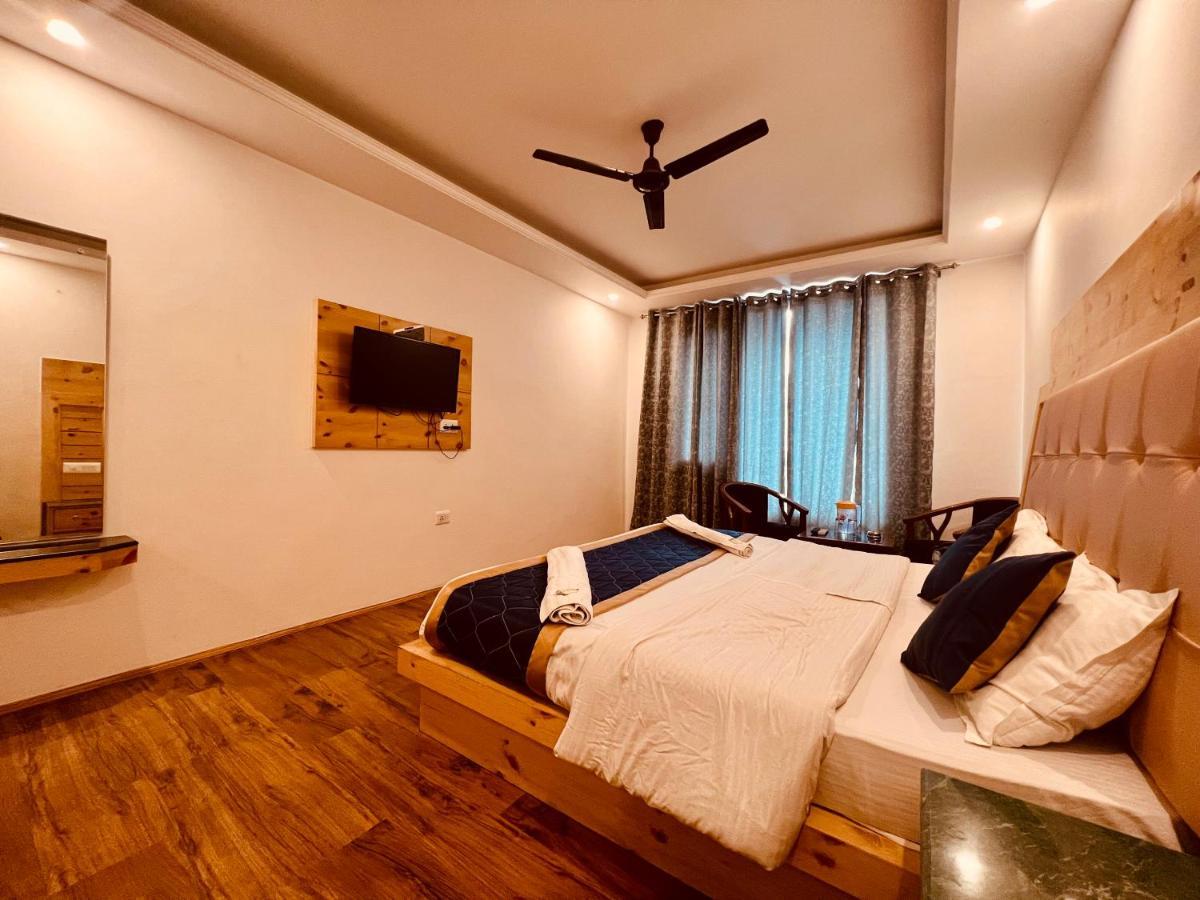 Hotel The Castle - Majestic Mountain Retreat 4*
