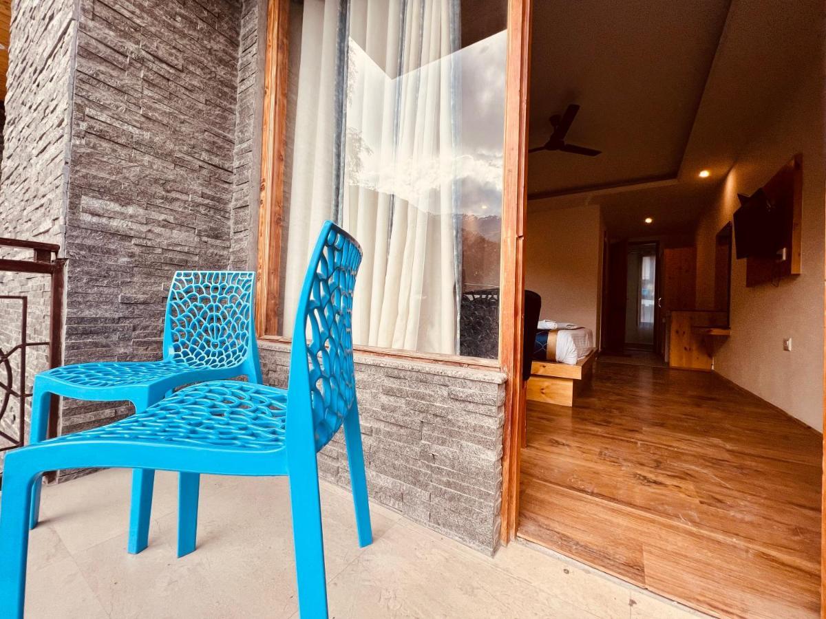 Hotel The Castle - Majestic Mountain Retreat Manali (Himachal Pradesh)