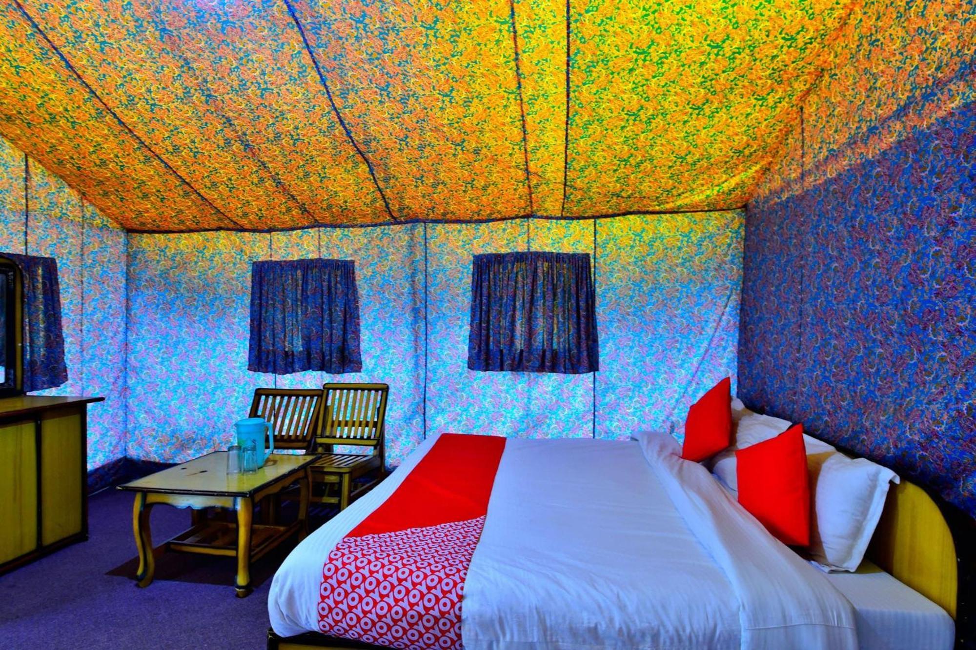 O Retro Valley Hotel Manali (Himachal Pradesh)