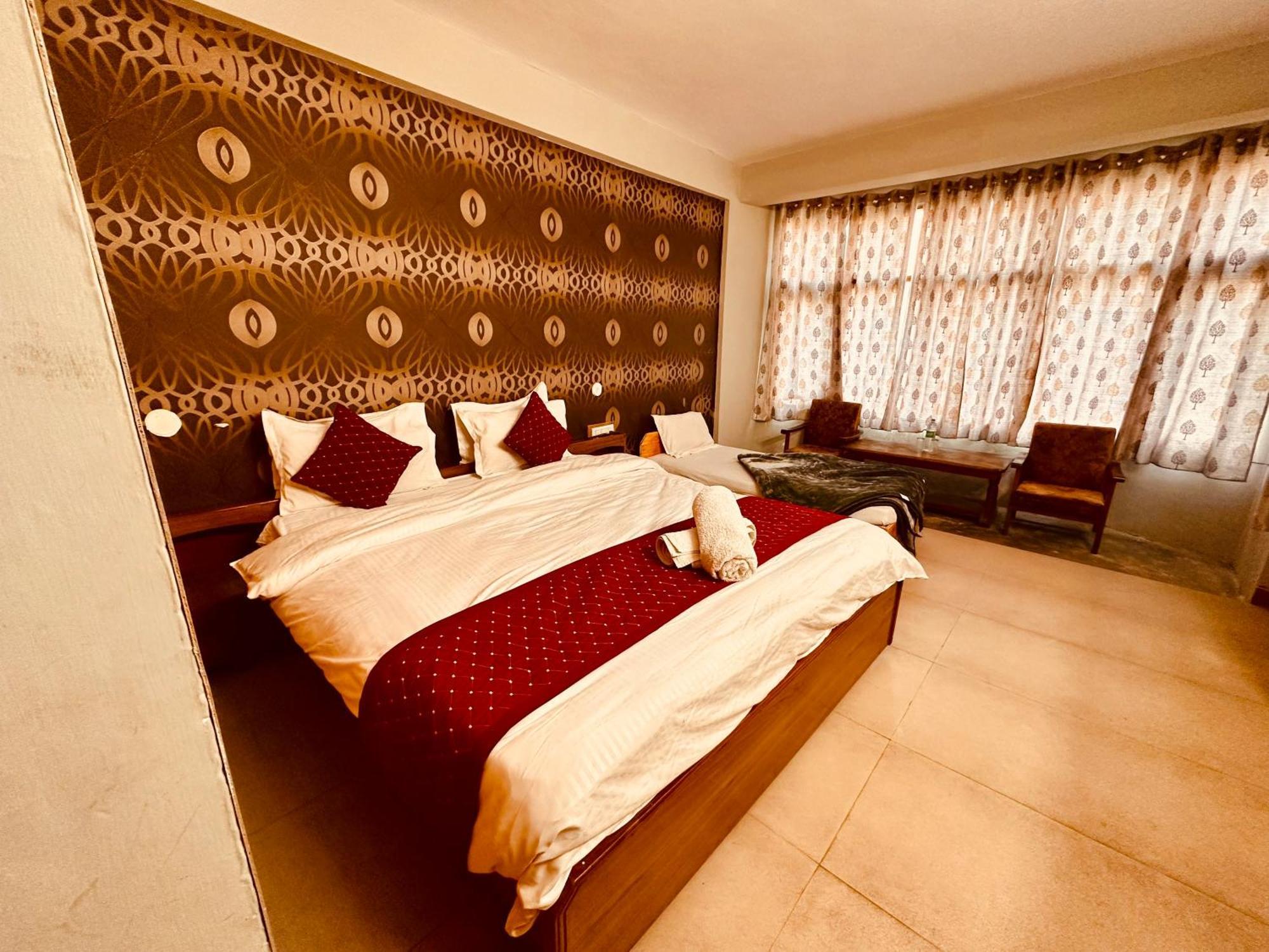 Kanchan Classic Hotel