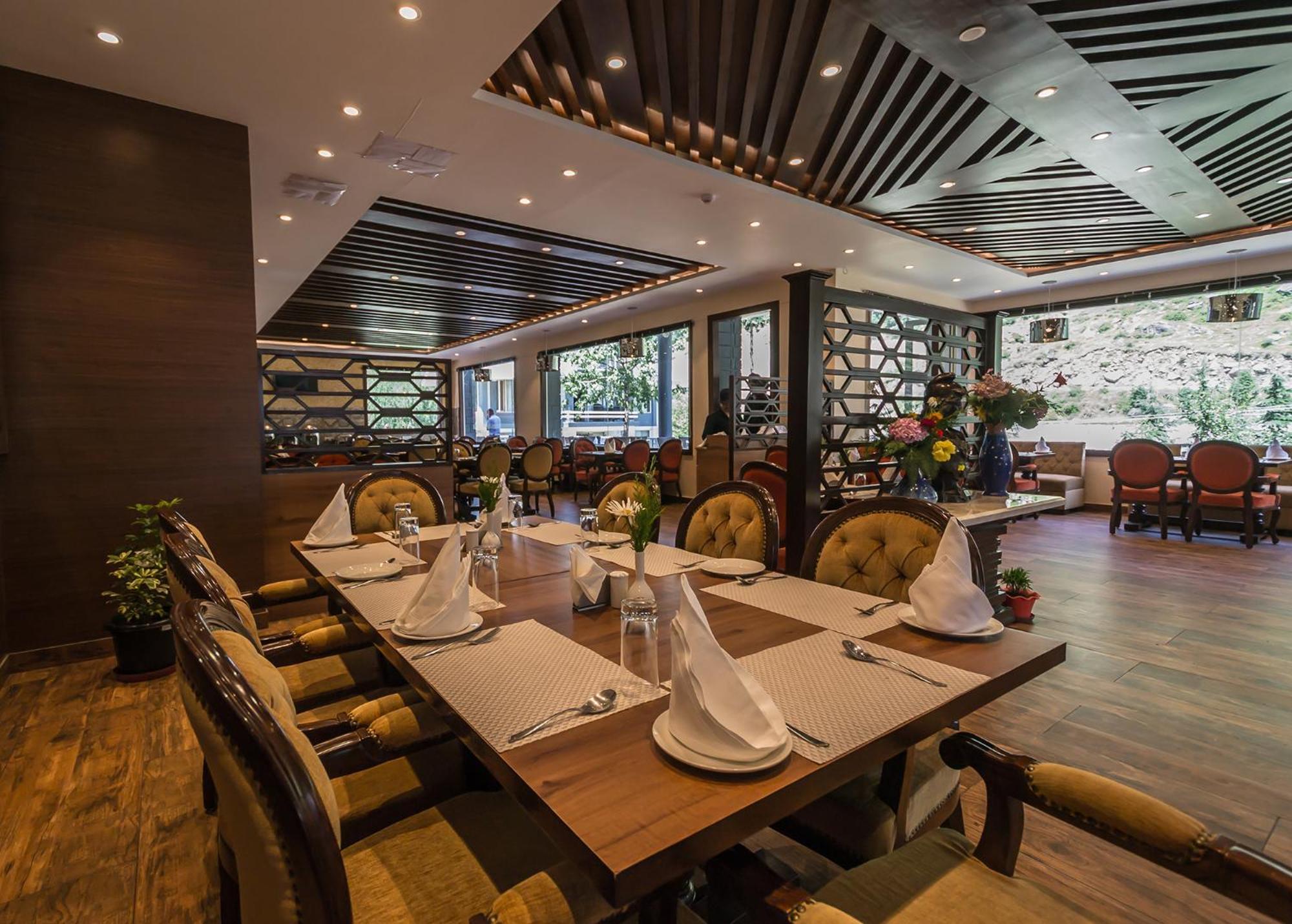 Resort The Highland Park Manali (Himachal Pradesh)