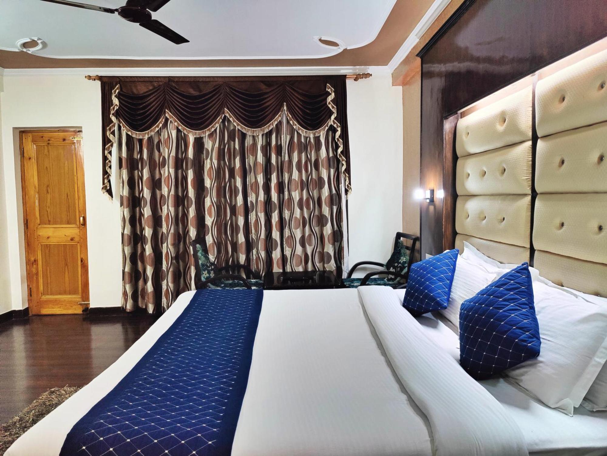 A Star Regency Near Mall Road 3* Manali (Himachal Pradesh)