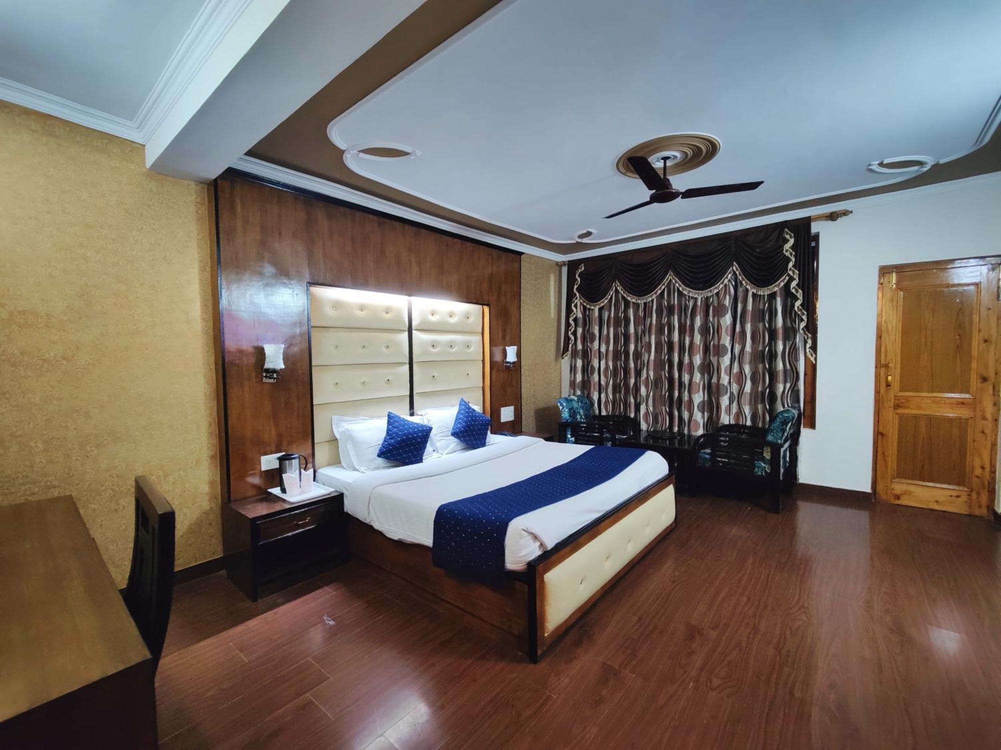 A Star Regency Near Mall Road Manali (Himachal Pradesh)