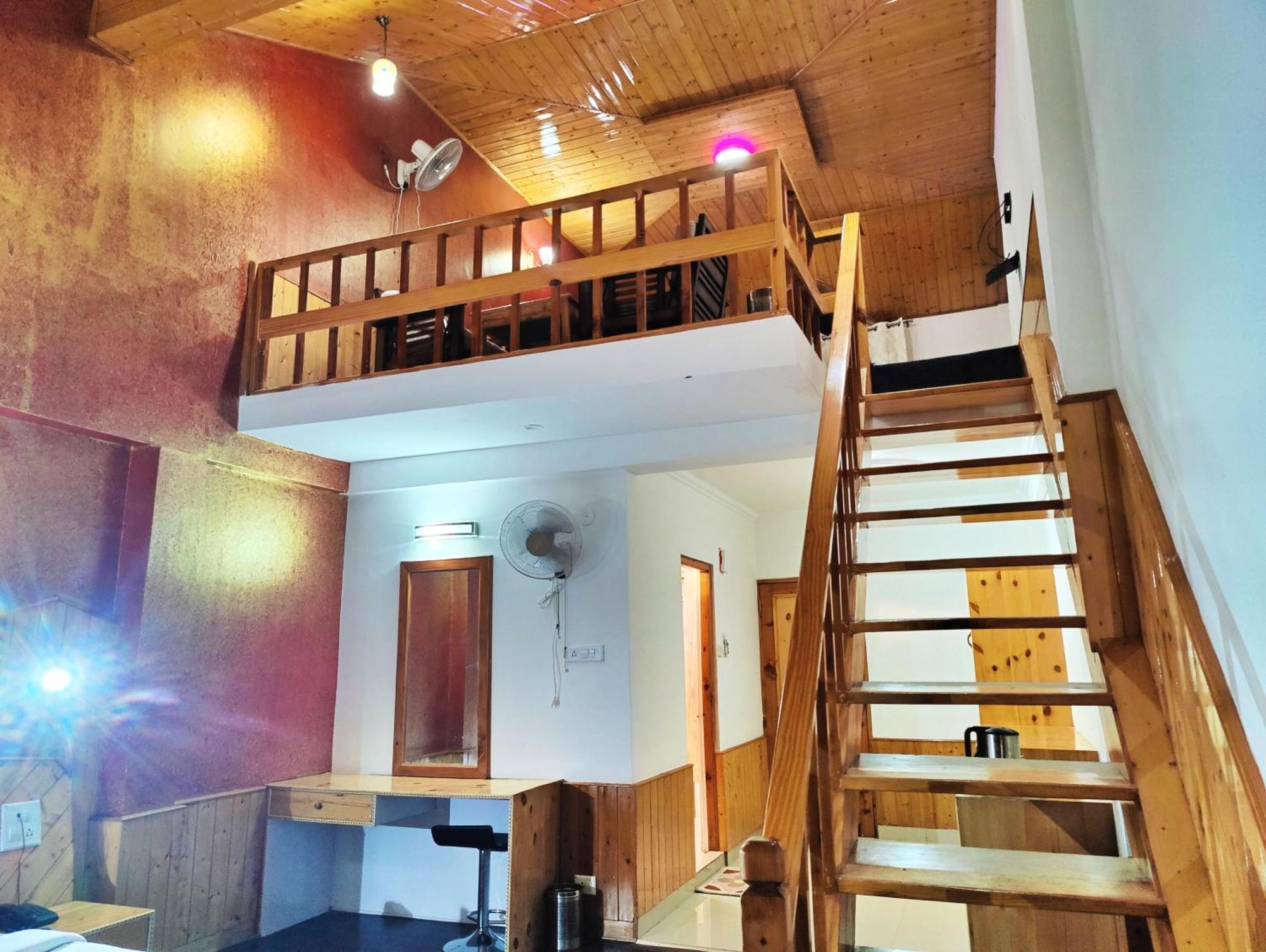 Hotel A Star Regency Near Mall Road Manali (Himachal Pradesh)