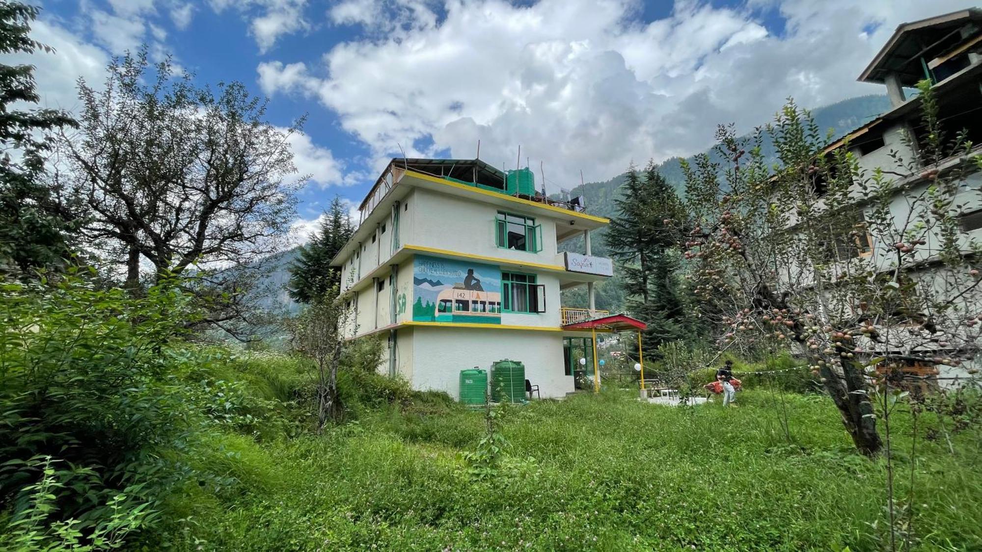 Safar Hostel *