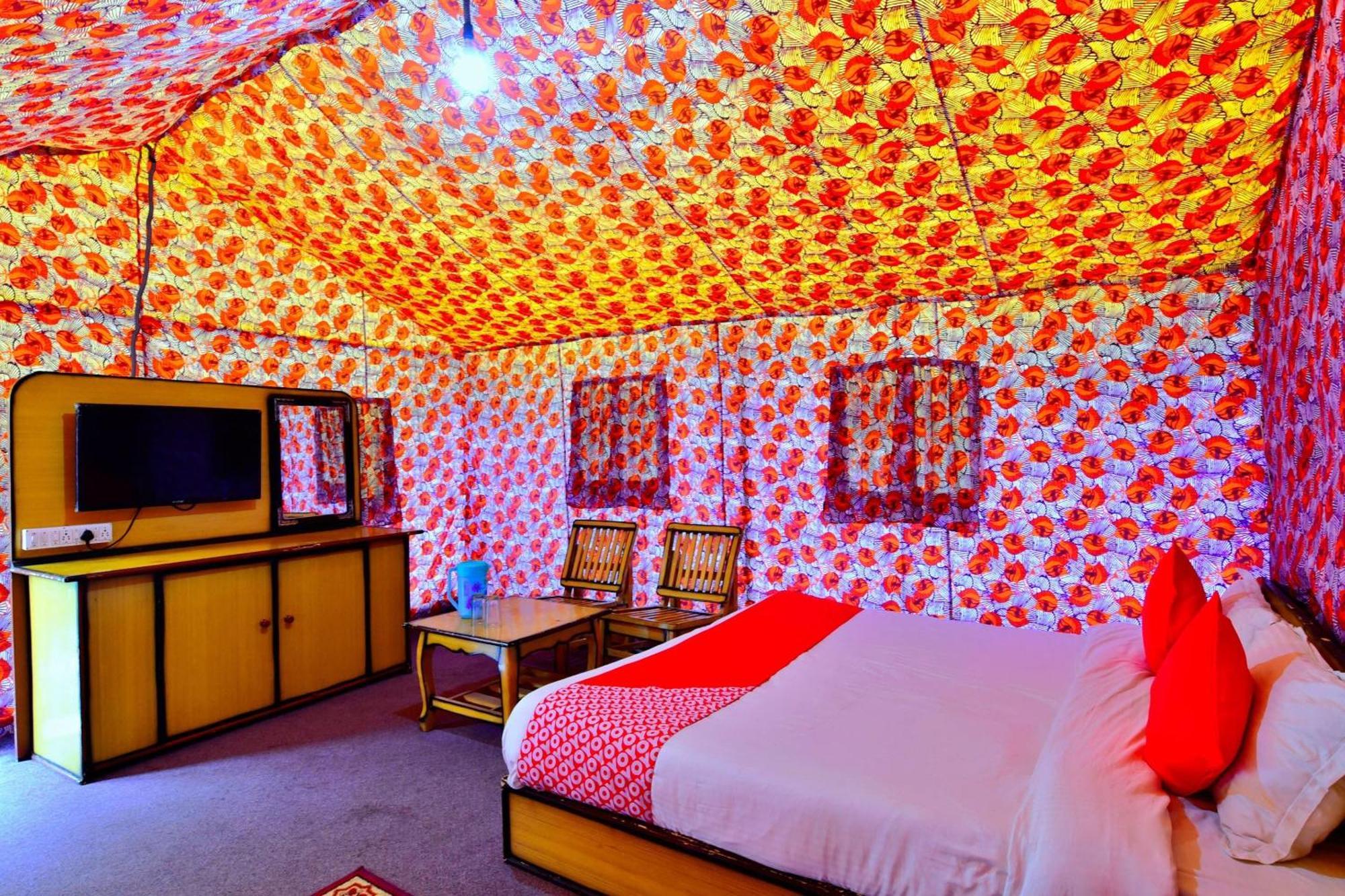 Hotel O Retro Valley *