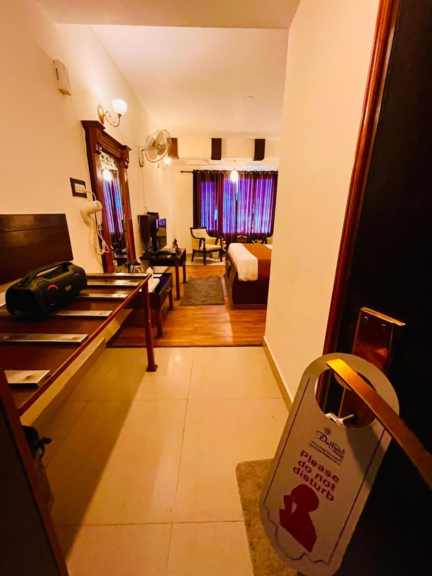 Hotel Midtown 3*