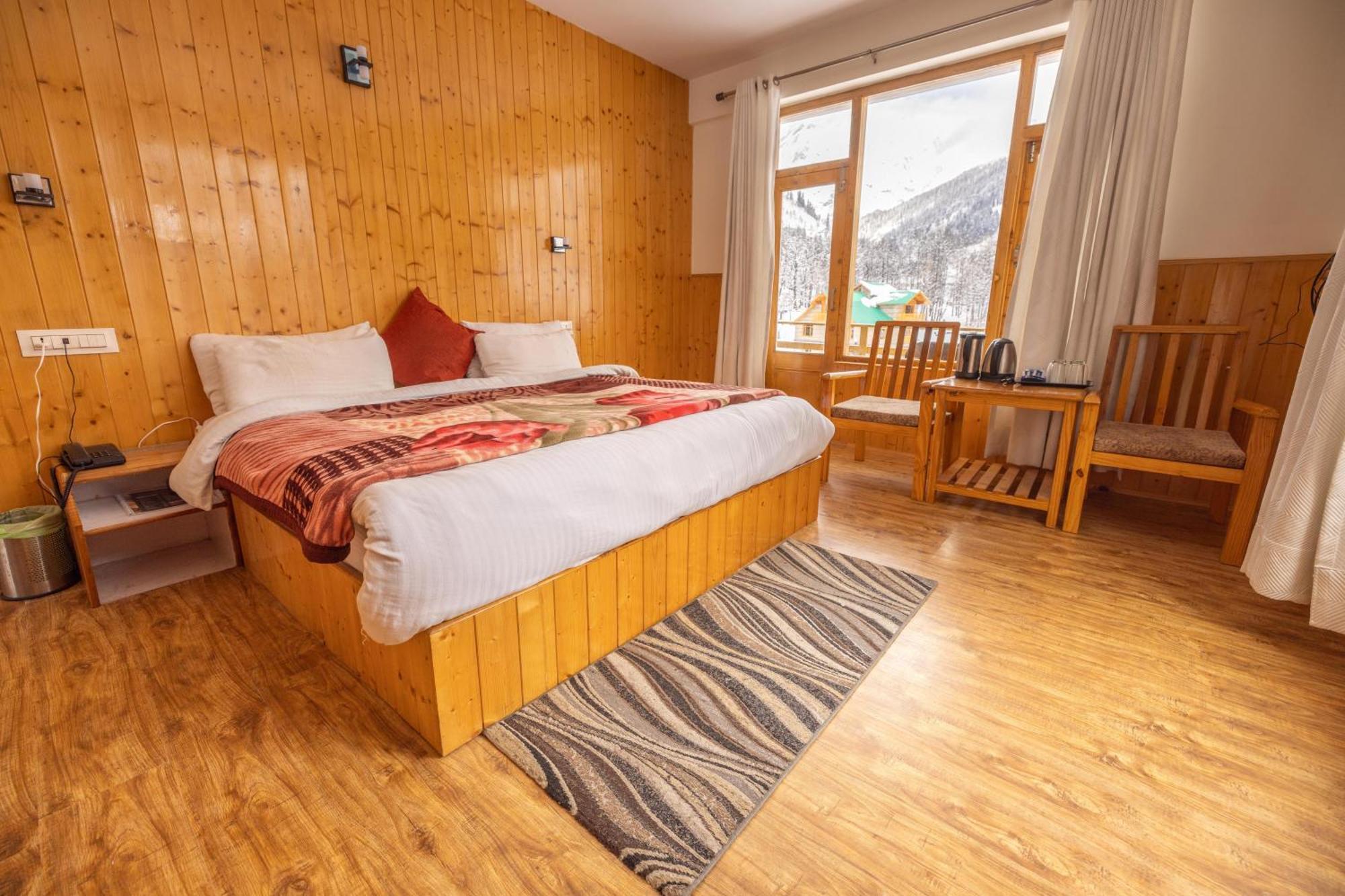 Hotel Adventure Valley Manali (Himachal Pradesh)